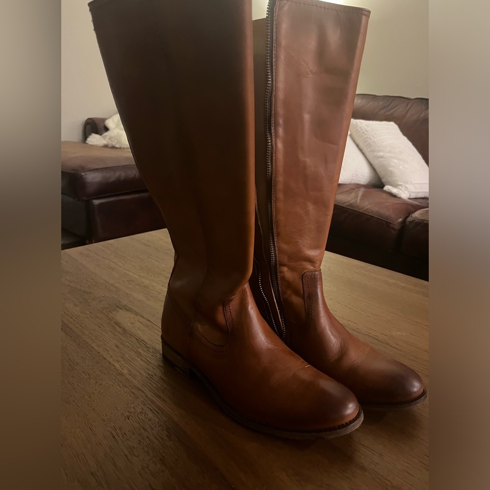 Melissa FRYE boots new in box
